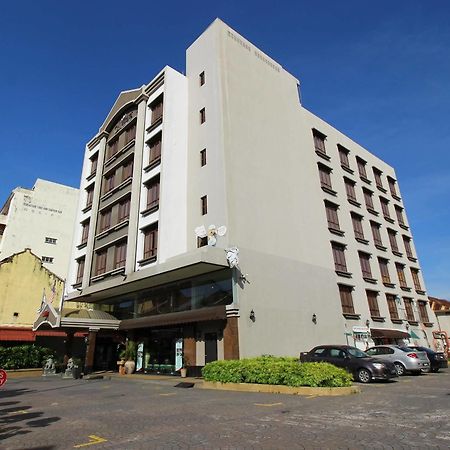 Hotel Mimosa Malacca Exteriör bild